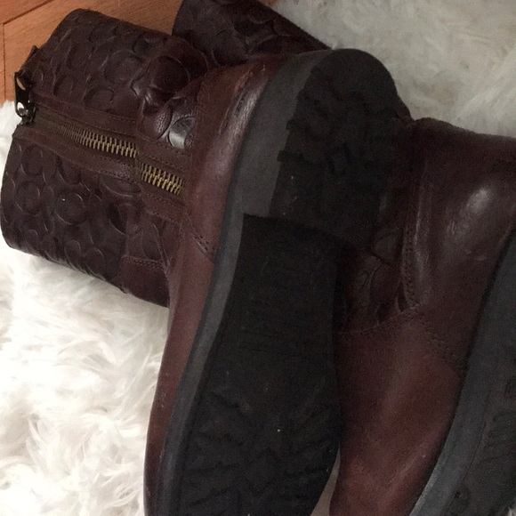 Coach Boots - Picture 4 of 6